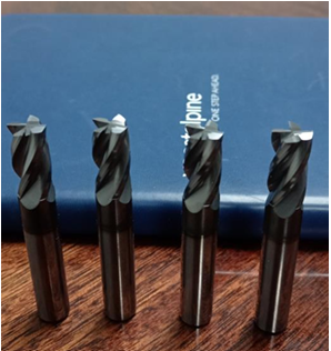 Cuchillas y cuchillos